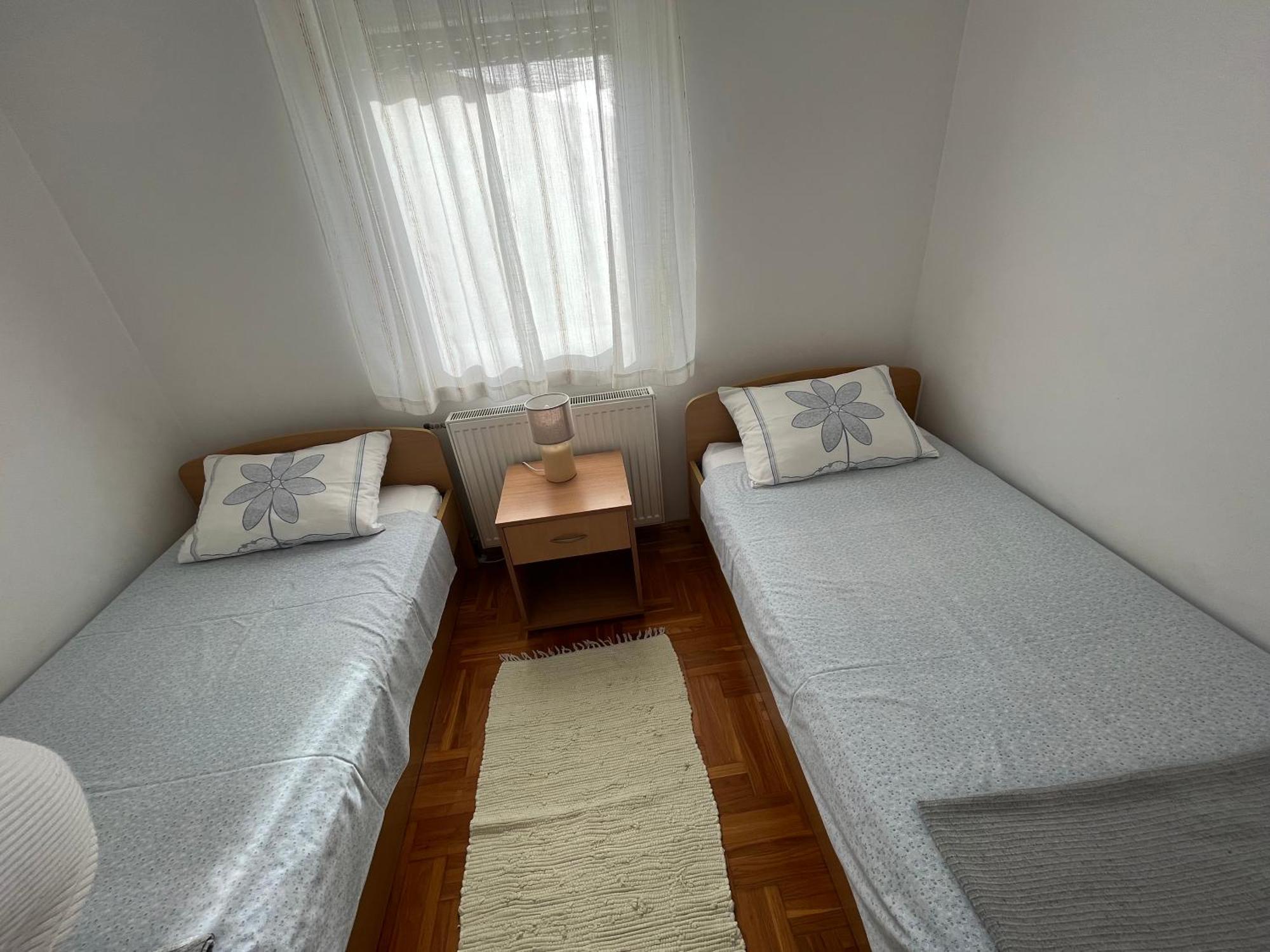 Burle Apartment With Free Private Parking Medulin Exterior foto